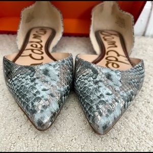 Sam Edelman python flats size 9.5